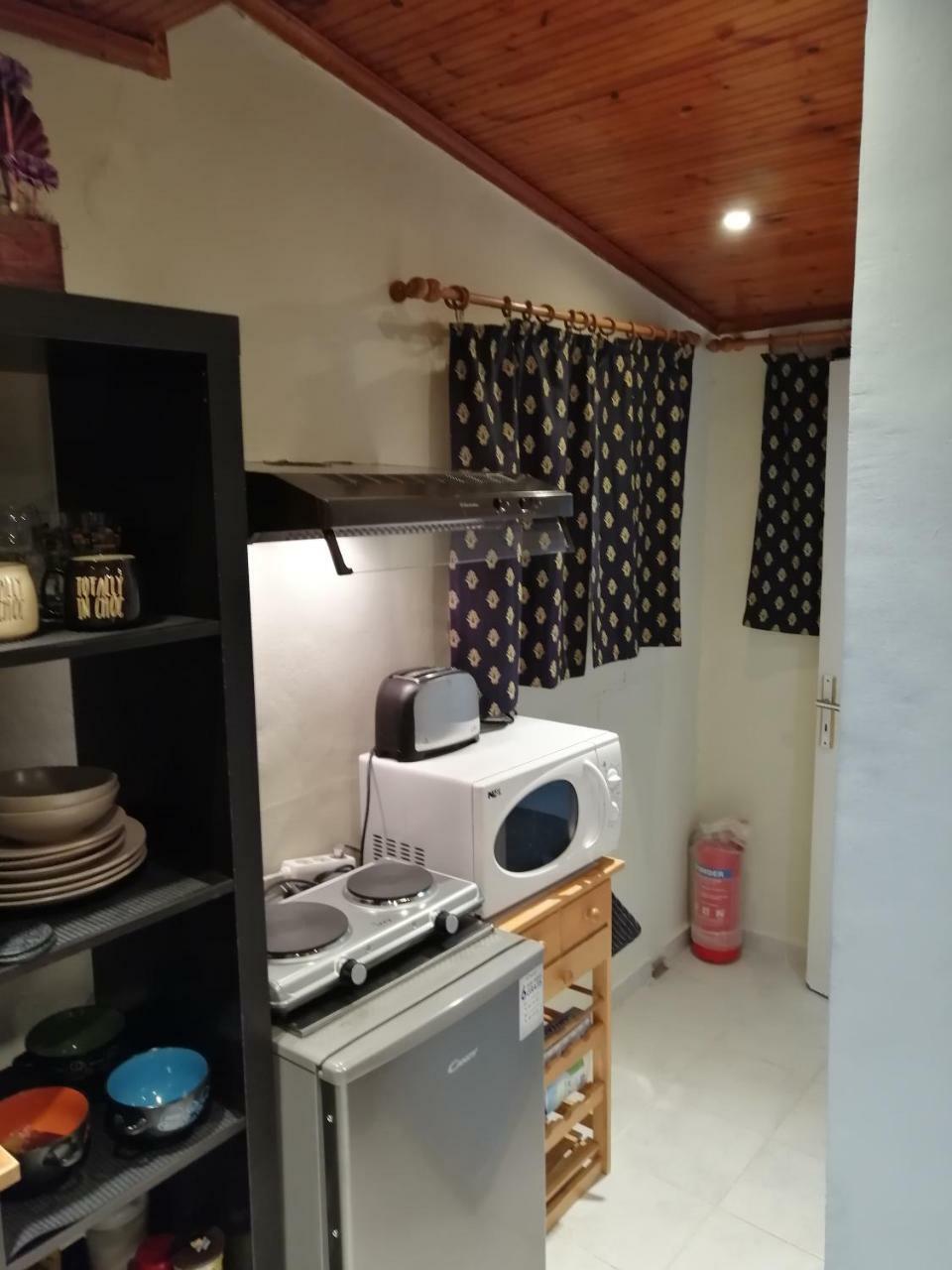 Top Floor Studio Near Metro&View&200Mbps Athens Exterior photo